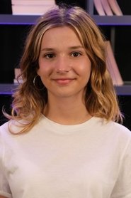 Ecrin Su Çoban portrait