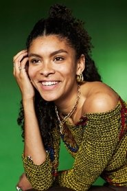 Thalissa Teixeira portrait