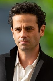 Luke Kirby portrait