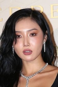 Hwasa portrait