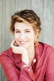 Serena Dandini portrait