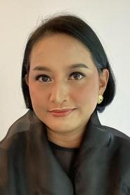 Maryam Supraba portrait