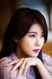 Ha Ji-won portrait