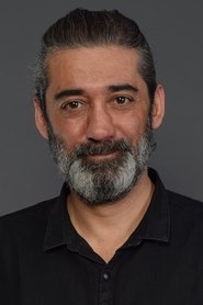 Yiğit Arı portrait