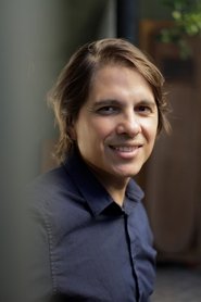 Gerardo Suanez Vivian portrait