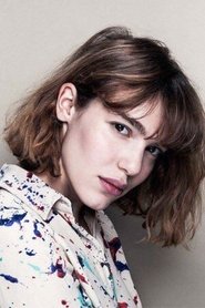 Jade Henot portrait