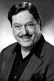 Raúl Dávila portrait