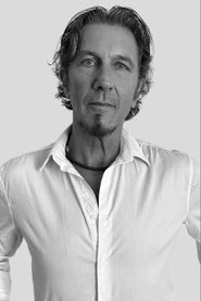 Patrick Tatopoulos portrait