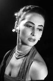 Rita Békés portrait