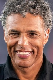 Pierre van Hooijdonk portrait