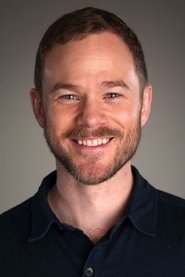 Aaron Ashmore portrait