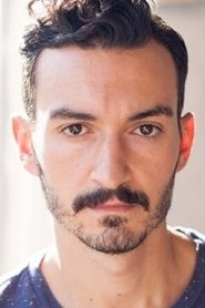 Derek Viveiros portrait