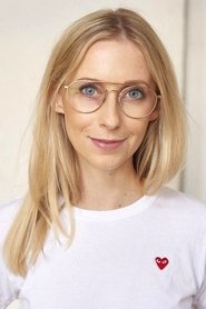 Jasmin Wisniewski portrait