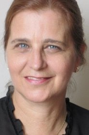 Dhenyze Iwone portrait