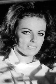 Helena Ronee portrait
