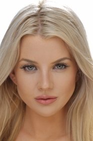 Baylee Curran portrait