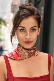 Lara Wolf portrait