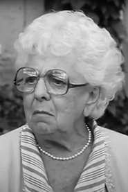 Enid Saunders portrait