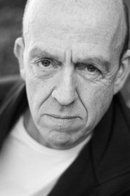 Andy de la Tour portrait