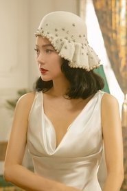 Minh Hằng portrait