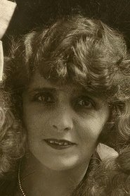 Violette Jyl portrait