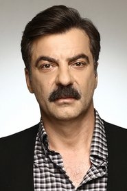 Stathis Mantzoros portrait