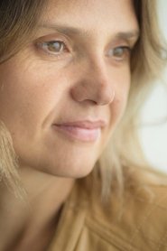 Anahí Hoeneisen portrait
