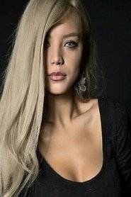 Buse Narcı portrait