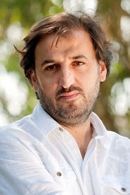 Özcan Alper portrait