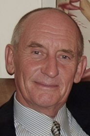 Jeremy Akerman portrait