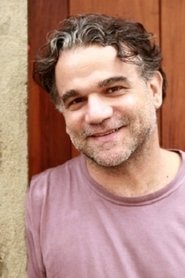 Eduardo Moreira portrait