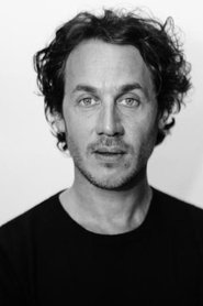 Dustin Demri-Burns portrait