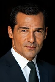 Erol Sander portrait