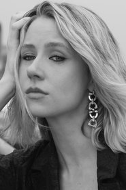 Lucy Freyer portrait