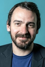Ewen Leslie portrait