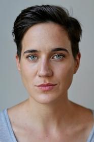 Imogen Daines portrait
