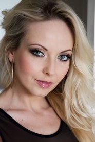 Jana Cova portrait