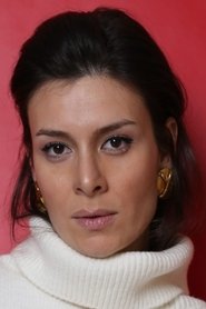 Nur Erkul portrait