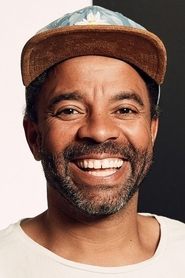 Simon Pearce portrait