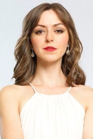 Luna Baxter portrait