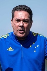 Vanderlei Luxemburgo portrait