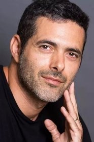 Dan Shapira portrait