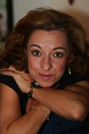 Anahí Allue portrait