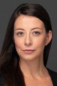 Simge Geren portrait
