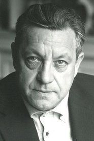Paul Frankeur portrait