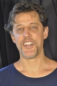 Raul Barretto portrait