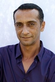 Hitham Omari portrait