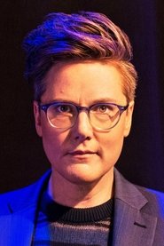 Hannah Gadsby portrait