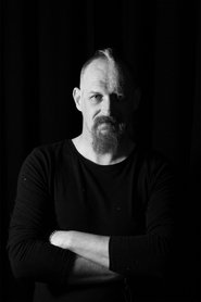 Scott Groves portrait