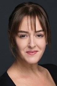 Gözde Okur portrait